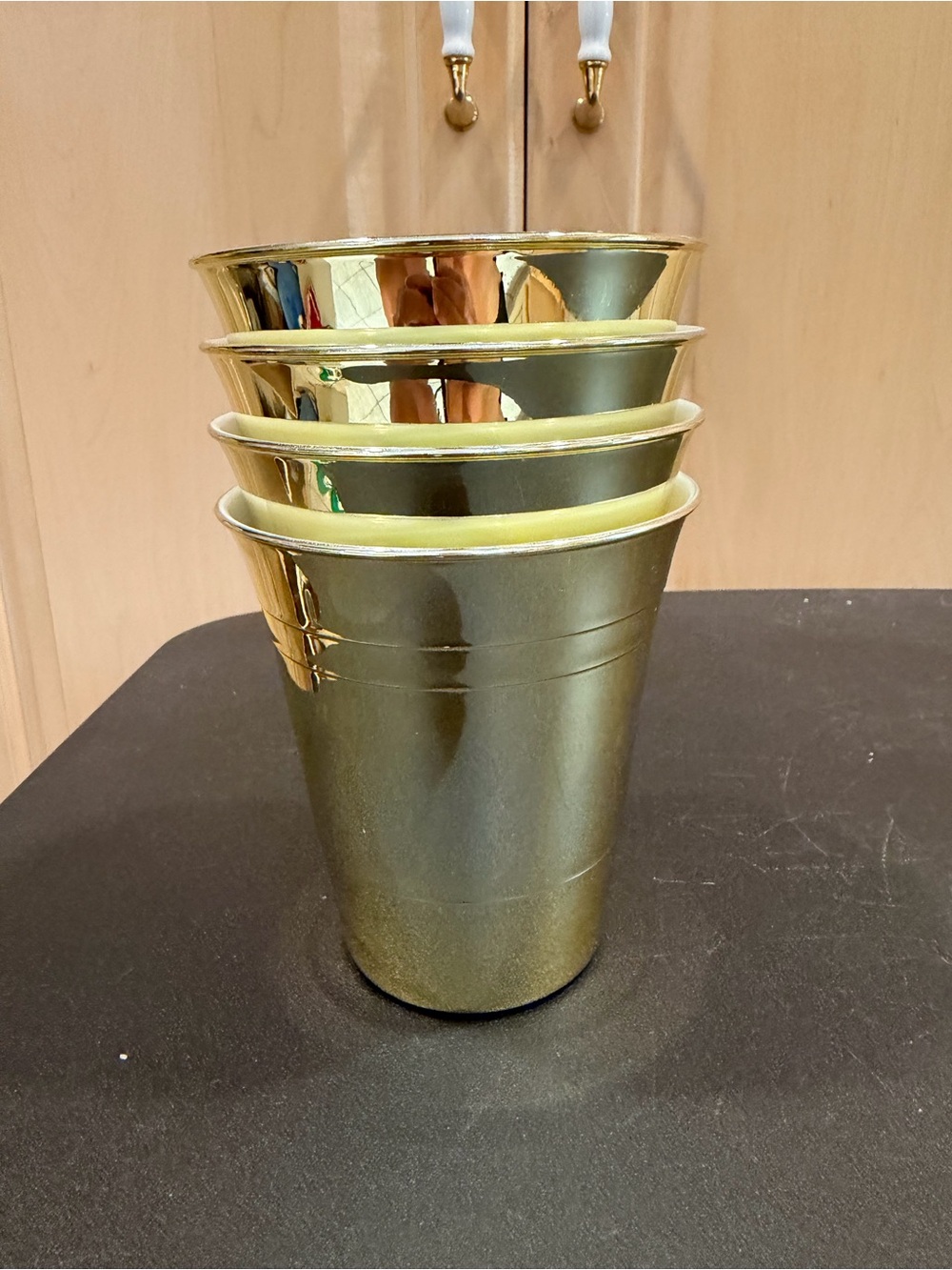 Set of 4 Gold SOLO Style Reusable Party Cups